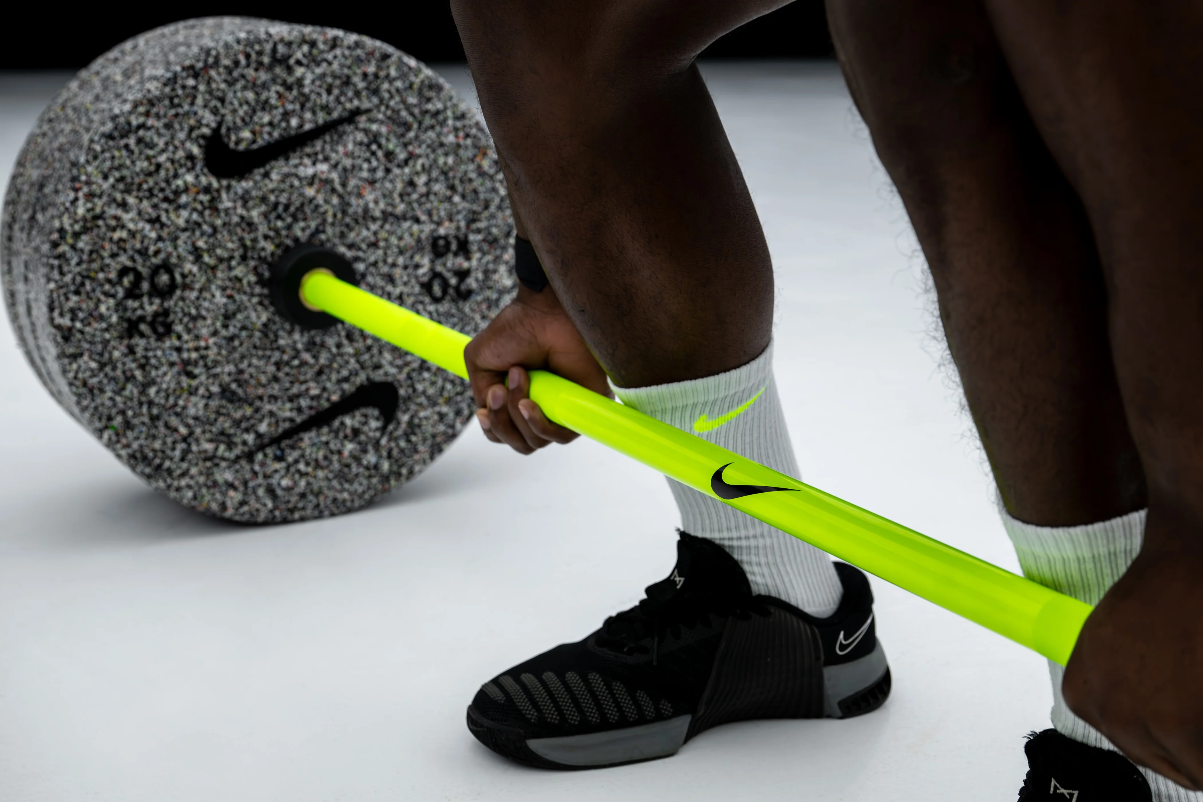 Nike Strength Shield Barbell 20kg - Image 26